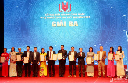 Báo Nghệ An đạt giải Ba Giải báo chí toàn quốc 'Vì sự nghiệp Giáo dục Việt Nam' năm 2022