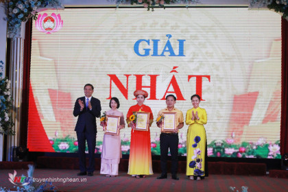 Phó Bí thư Tỉnh ủy Hoàng Nghĩa Hiếu dự Lễ tổng kết và trao giải cuộc thi “Tự hào Mặt trận Tổ quốc Việt Nam”