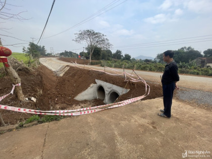 Hé lộ nguyên nhân 2 cán bộ Ban quản lý dự án đầu tư xây dựng huyện Nghĩa Đàn bị bắt