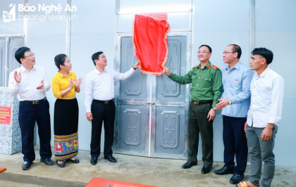 Nghệ An: Gấp rút hoàn thành việc xây dựng 2.420 ngôi nhà cho người nghèo tại 6 huyện biên giới