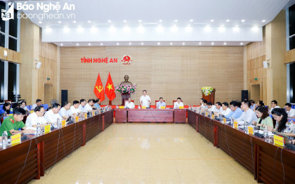 Chủ tịch UBND tỉnh Nguyễn Đức Trung chủ trì phiên họp UBND tỉnh tháng 7