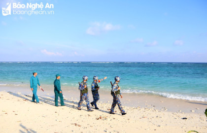 Tăng cường tuần tra bảo vệ vững chắc chủ quyền quần đảo Trường Sa