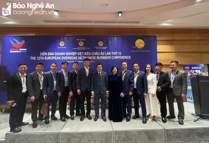 Đoàn công tác tỉnh Nghệ An tham dự Diễn đàn Doanh nghiệp Việt kiều châu Âu lần thứ 12