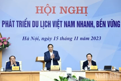Phát triển du lịch Việt Nam nhanh và bền vững