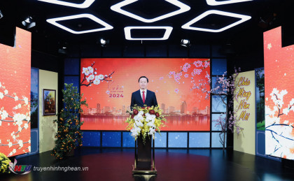 Lời chúc Tết giao thừa Giáp Thìn 2024 của Chủ tịch UBND tỉnh Nghệ An Nguyễn Đức Trung