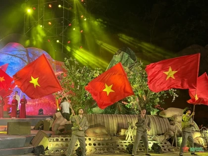 Lắng đọng Cầu truyền hình đặc biệt 'Dưới lá cờ Quyết thắng' kỷ niệm 70 năm Chiến thắng Điện Biên Phủ