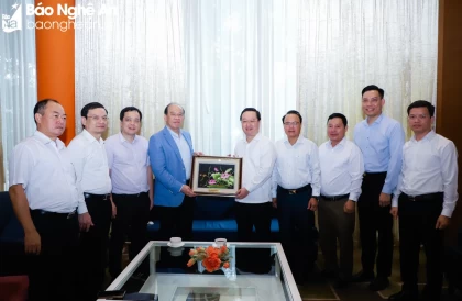 Chủ tịch UBND tỉnh Nghệ An Nguyễn Đức Trung thăm và làm việc tại Trung Quốc
