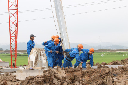 Tập trung đưa tin, bài, ảnh, phóng sự về những kinh nghiệm hay trong thi công đường dây 500 kV mạch 3