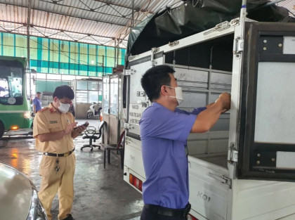 Ô tô "quên" đóng phạt nguội sẽ không còn được kiểm định xe 15 ngày từ 1-10