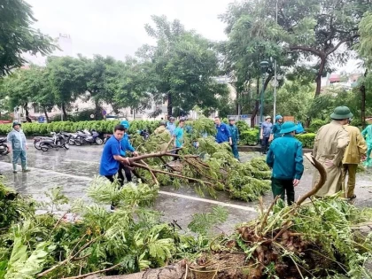 Hà Nội tập trung khắc phục hậu quả bão số 3 và chuẩn bị ứng phó với thiên tai