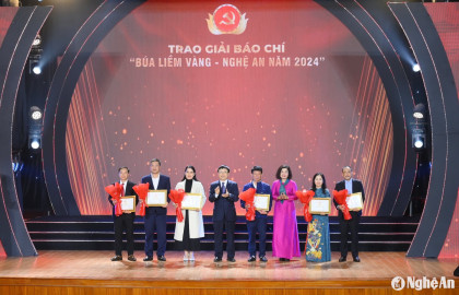 Trao Giải Báo chí 'Búa liềm vàng - Nghệ An năm 2024'