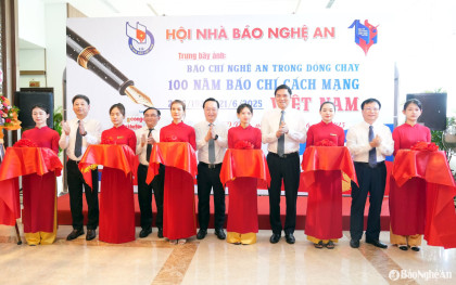 Triển lãm ảnh Báo chí Nghệ An trong dòng chảy 100 năm báo chí cách mạng Việt Nam