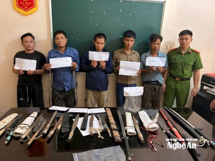Công an xã Quỳ Châu triệt xoá thành công nhóm đối tượng ma túy thủ sẵn hung khí để chống trả
