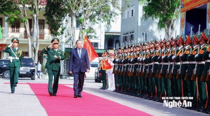 Tổng Bí thư Tô Lâm dự lễ kỷ niệm 80 năm Ngày truyền thống Lực lượng vũ trang Quân khu 4 và đón nhận Huân chương Hồ Chí Minh lần thứ Ba