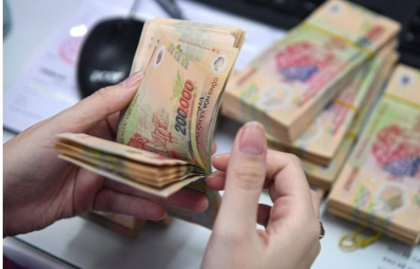 Bộ trưởng Nội vụ nói về lộ trình điều chỉnh mức lương tối thiểu