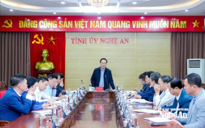 Bí thư Tỉnh uỷ Nguyễn Đức Trung chủ trì phiên họp Thường trực Tỉnh uỷ