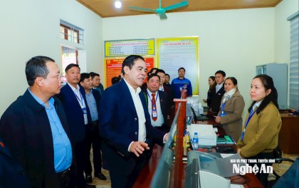 Chủ tịch UBND tỉnh Nghệ An Võ Trọng Hải thăm, kiểm tra hoạt động tại xã Nậm Cắn