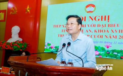 Chủ tịch UBND tỉnh Nghệ An Lê Hồng Vinh tiếp xúc cử tri xã Anh Sơn