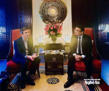 Lãnh đạo tỉnh Nghệ An làm việc với các đối tác Thuỵ Sĩ về hợp tác chống biến đổi khí hậu và phát triển bền vững