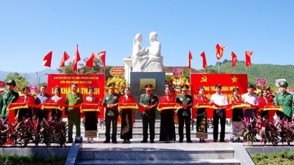 Bộ đội Biên phòng Nghệ An: Khánh thành tượng đài “Bác Hồ với chiến sĩ Biên phòng”