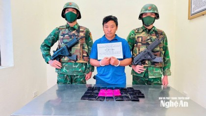 Bắt đối tượng vận chuyển 6.000 viên ma túy tổng hợp trên Quốc lộ 16