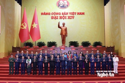 Hình ảnh đoàn đại biểu Nghệ An tại phiên khai mạc Đại hội XIV của Đảng