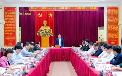 Thường trực Tỉnh uỷ Nghệ An chỉ đạo triển khai công tác bầu cử Quốc hội XVI và đại biểu HĐND các cấp