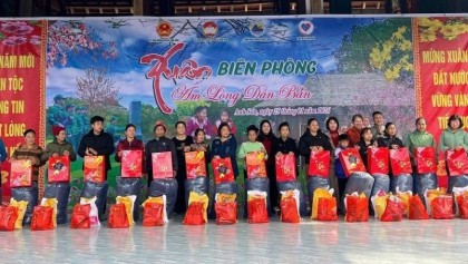 Bộ đội Biên phòng Nghệ An tổ chức "Xuân Biên phòng ấm lòng dân bản"