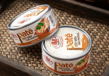 Tiêu hủy hơn 170 tấn thịt và sản phẩm đồ hộp chế biến từ thịt bẩn của...