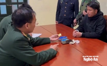 Triệt phá vụ vận chuyển trái phép vàng số lượng lớn qua biên giới Nghệ An