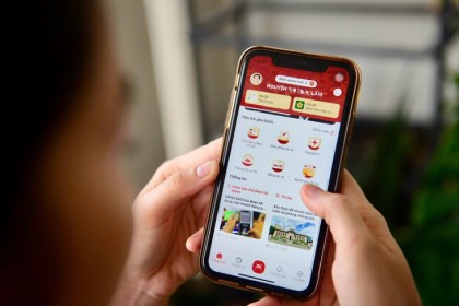 Nghiên cứu tích hợp các dịch vụ mạng xã hội với VNeID phục vụ định...