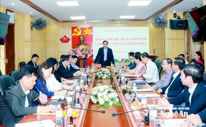 Chủ tịch UBND tỉnh Nghệ An Võ Trọng Hải giao đẩy nhanh mở rộng quy mô các trường THPT Huỳnh Thúc Kháng, Lê Viết Thuật