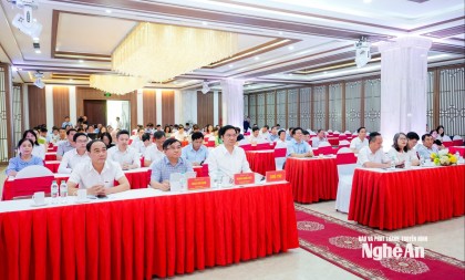 Quán triệt Nghị quyết Đại hội XIV của Đảng cho đội ngũ báo chí, văn nghệ sĩ và trí thức