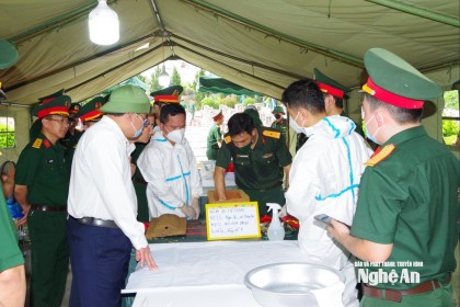 Ban Chỉ đạo 515 tỉnh Nghệ An lấy mẫu sinh phẩm hài cốt liệt sĩ...