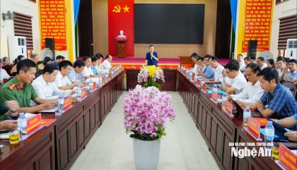 Phó Bí thư Tỉnh ủy Võ Thị Minh Sinh làm việc với 7 xã vùng Nghi Lộc