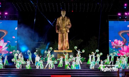 Khai mạc Lễ hội Làng Sen năm 2026 với chương trình nghệ thuật đặc sắc
