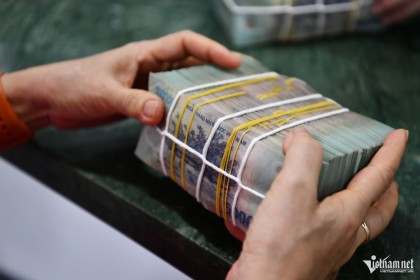 Bộ Tài chính nói rõ về trả lương từ 5 triệu đồng phải chuyển khoản