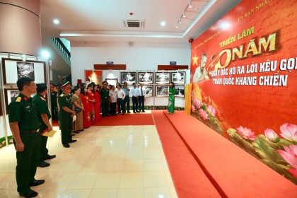 Triển lãm “80 năm ngày Bác Hồ ra Lời kêu gọi toàn quốc kháng...