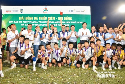 Bế mạc Giải Bóng đá Thiếu niên - Nhi đồng Cúp Báo và phát thanh,...
