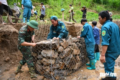 Áp dụng chính sách tinh giản biên chế với người nghỉ việc do sắp xếp ban chỉ huy quân sự xã