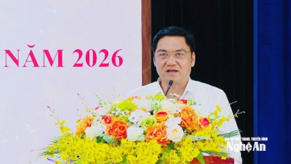 Phó Bí thư Thường trực Tỉnh ủy Hoàng Nghĩa Hiếu tiếp xúc cử tri xã Yên Trung