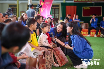 Tết là để yêu thương…