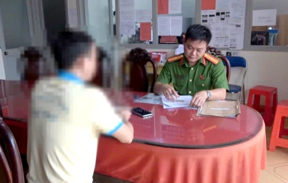 Gọi hơn 100 cuộc vào số 113 trong 2 ngày, thanh niên bị mời làm việc