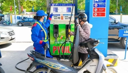 Từ 15h ngày 18/6 giá xăng E10 không cao hơn 20.753 đồng/lít