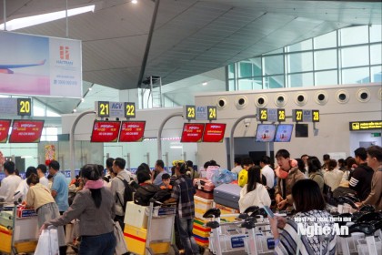 Từ hôm nay (1/7), chính thức khai thác đường bay Vinh - Cam Ranh