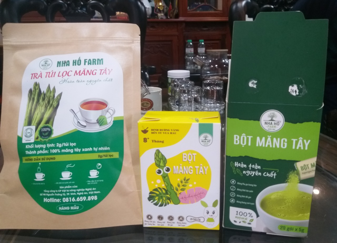 Các loại sản phẩm trà và bột măng tây của Công ty CP Vật tư Nông nghiệp Nghệ An