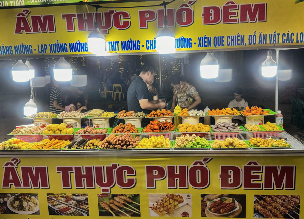 Phong phú ẩm thực phố đêm