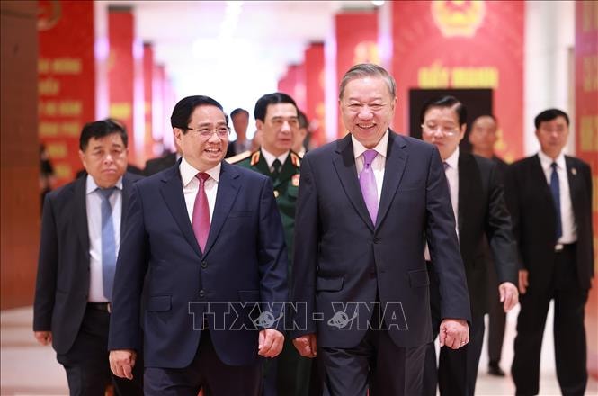 cdnmedia baotintuc vn upload e9gdnzvhdfi8lzswc6uba files 2025 08 chinh phu 20825 10