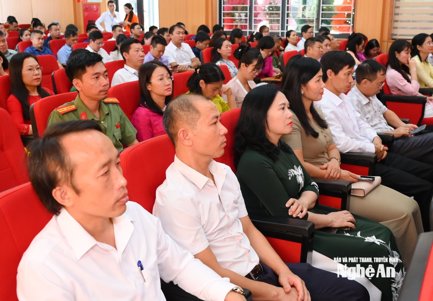 bna truong chinh tri tinh 5