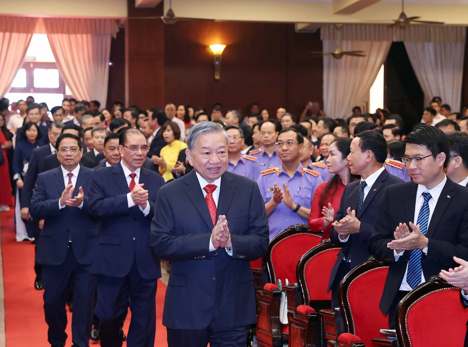 static images vnncdn net vps images publish 000001 000003 2025 9 24 vna potal tong bi thu du dai hoi dai bieu dang bo cac co quan dang trung uong lan thu nhat 8292880 1339